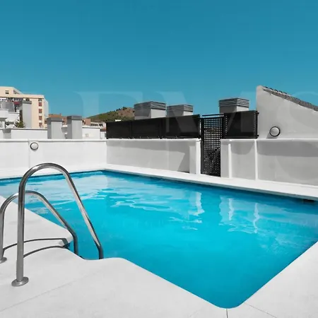 Elegant With Community Pool & Parking - Center Malaga