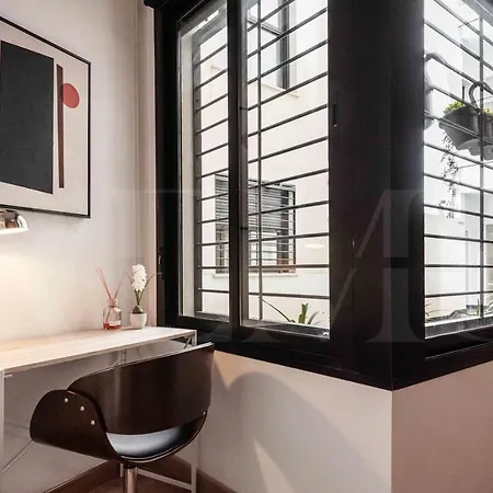 Apartment Elegant With Community Pool & Parking - Center *