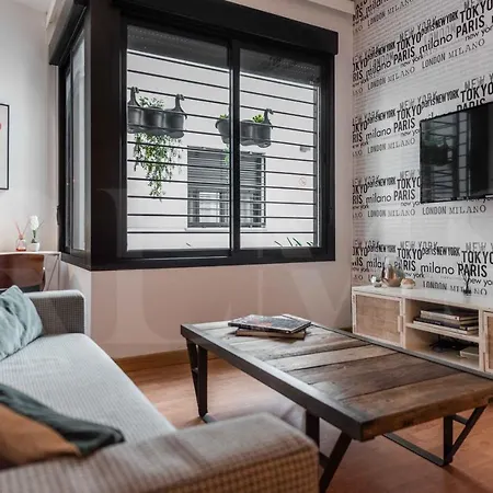 Elegant With Community Pool & Parking - Center * Malaga